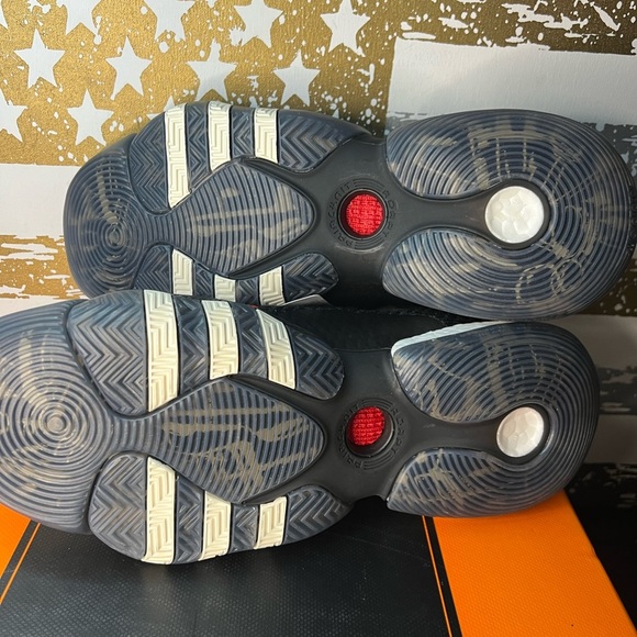 Adidas Trae Young “Chinese New Year” - Picture 5 of 7